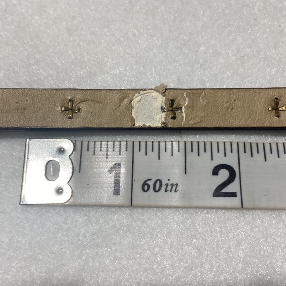 Coldwater Creek Skinny Belt. Brown Man Made Materials. With Brass Tone Rivets - Picture 8 of 8